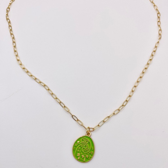 Moana The Heart of Te Fiti Necklace - Picture 4 of 6